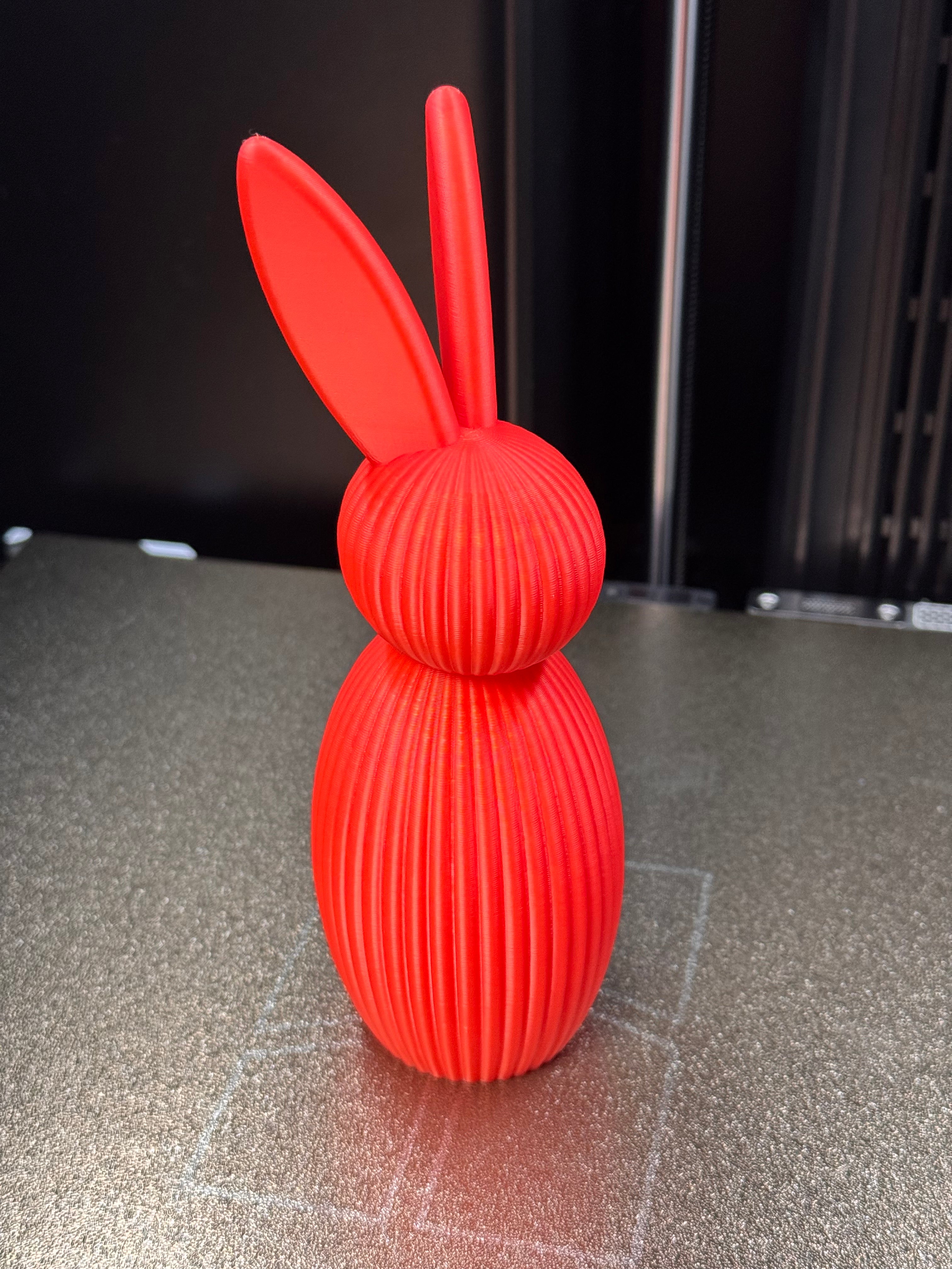 Rillen-Osterhase – Moderner 3D-gedruckter Deko Hase 🐰